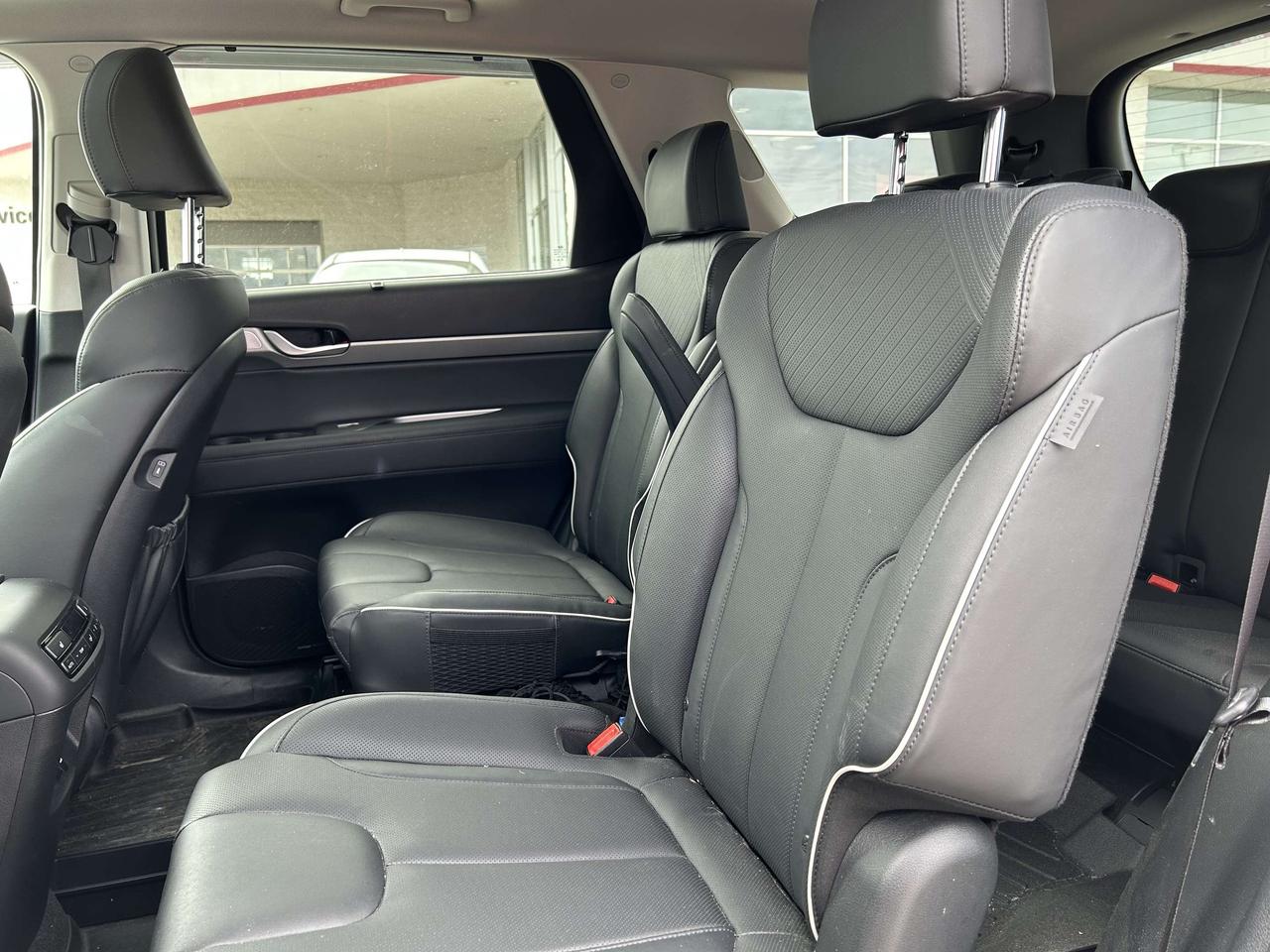 2023 Hyundai PALISADE Urban 7-Passenger AWD Photo