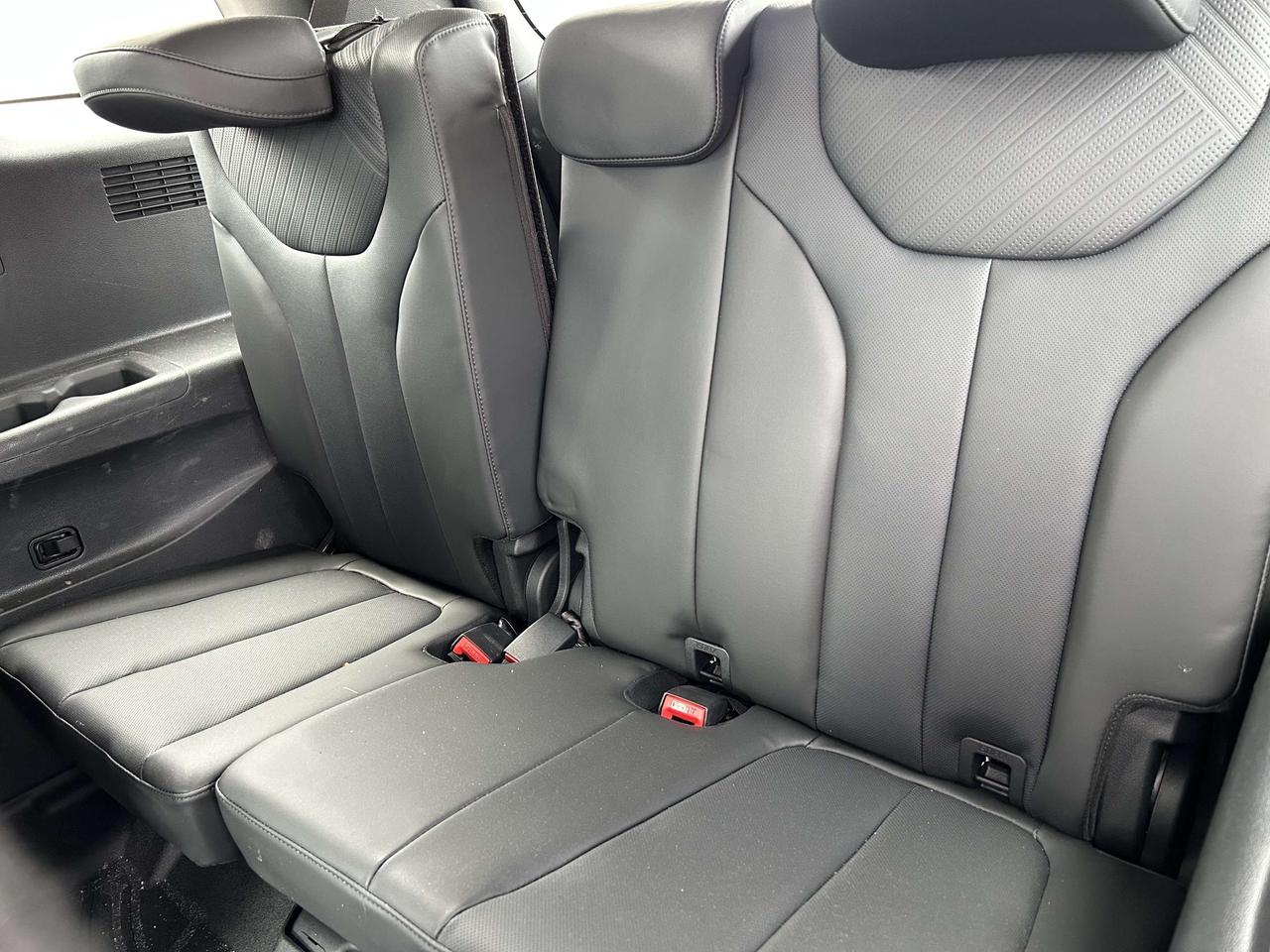 2023 Hyundai PALISADE Urban 7-Passenger AWD Photo