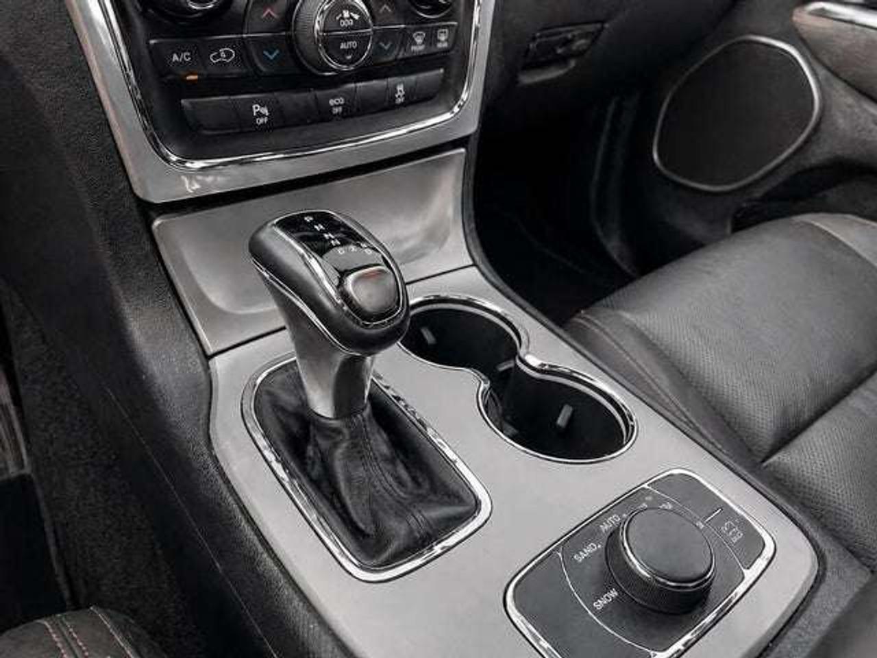 2015 Jeep Grand Cherokee Overland Diesel Photo