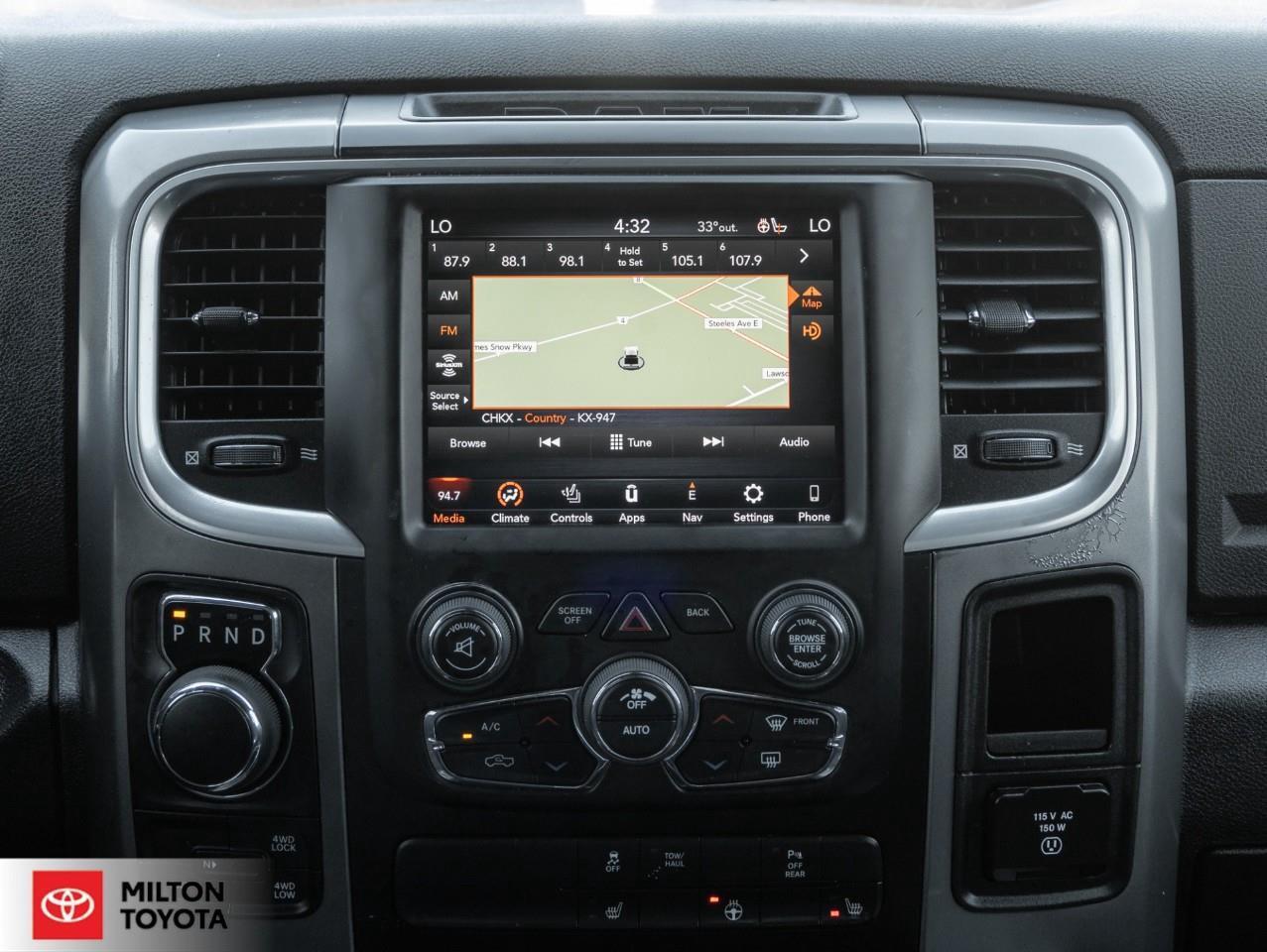 2022 RAM 1500 Classic CREW CAB NAVIGATION APPLE CARPLAY ALPINE SPEAKERS Photo