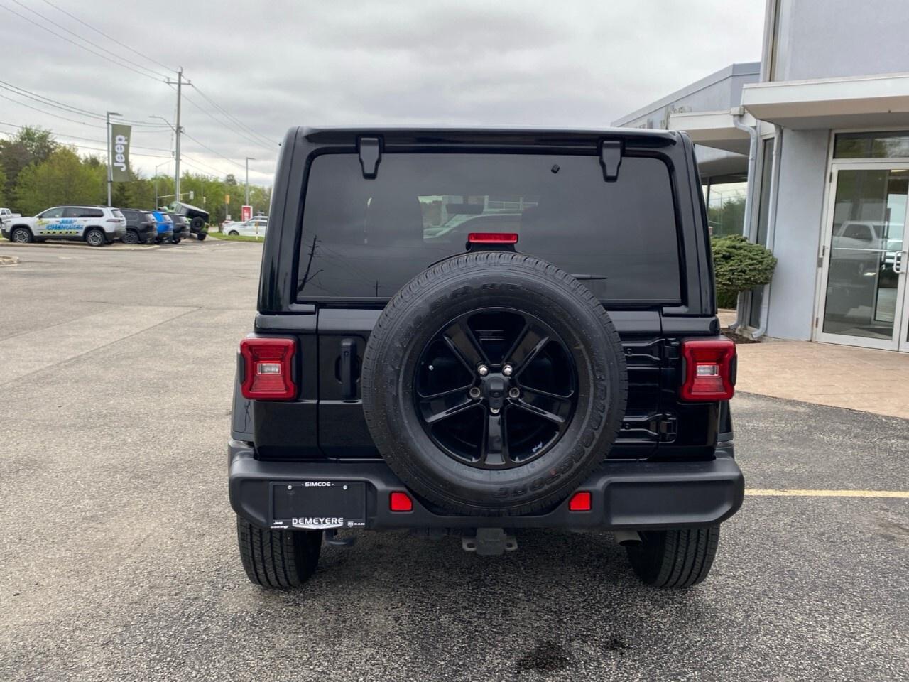 2023 Jeep Wrangler Sahara Altitude 4 Door 4x4 Photo