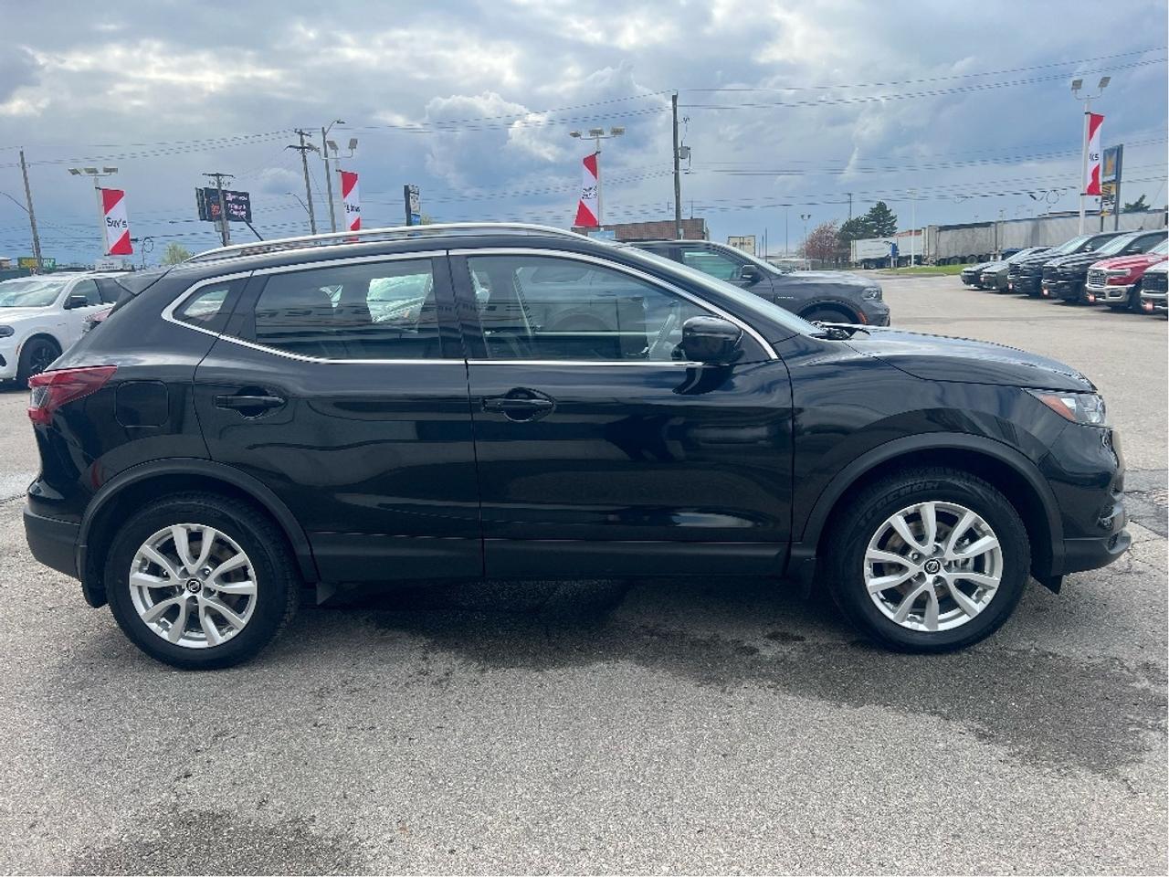 2023 Nissan Qashqai AWD SV *SUNROOF *SAFETY SHIELD *HEATED WHEEL Photo4