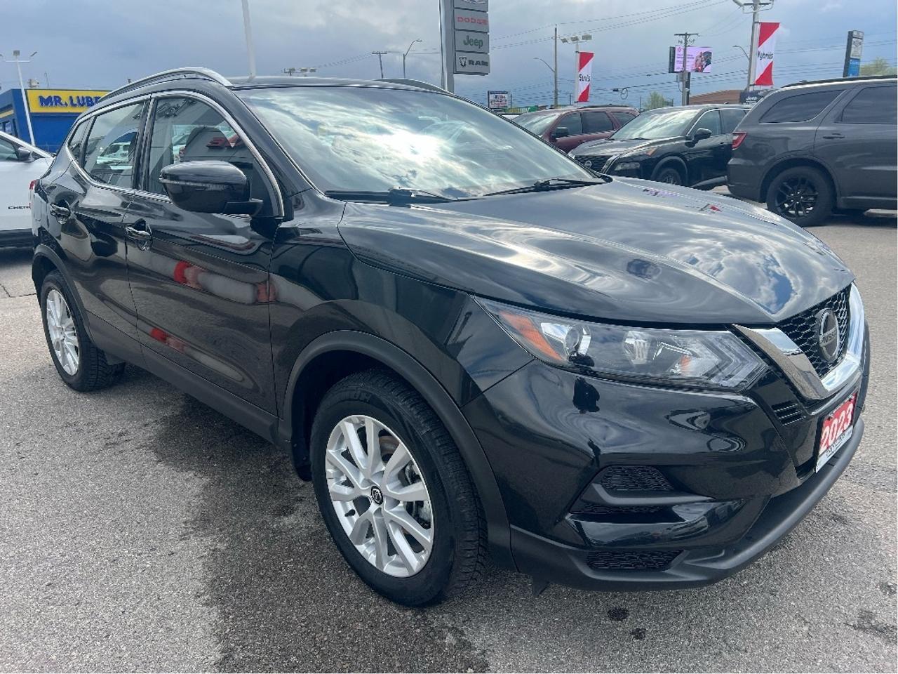 2023 Nissan Qashqai AWD SV *SUNROOF *SAFETY SHIELD *HEATED WHEEL Photo3