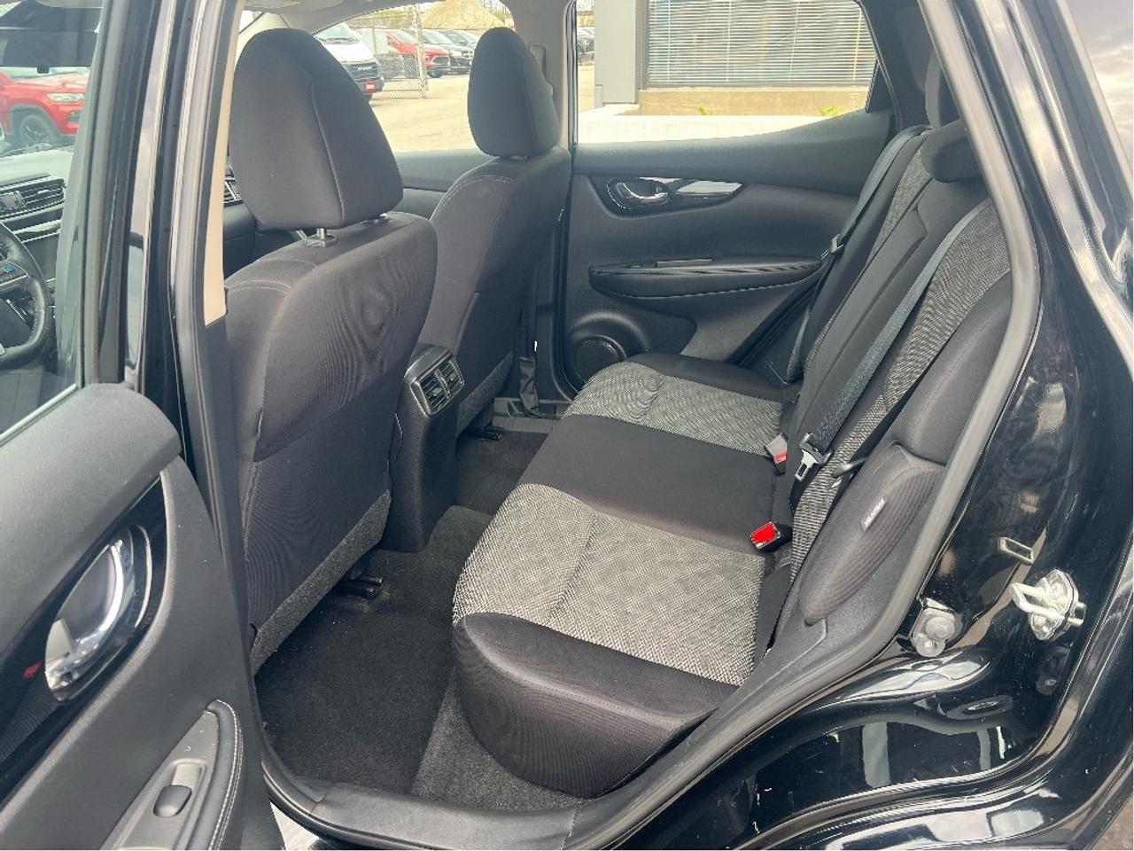 2023 Nissan Qashqai AWD SV *SUNROOF *SAFETY SHIELD *HEATED WHEEL Photo