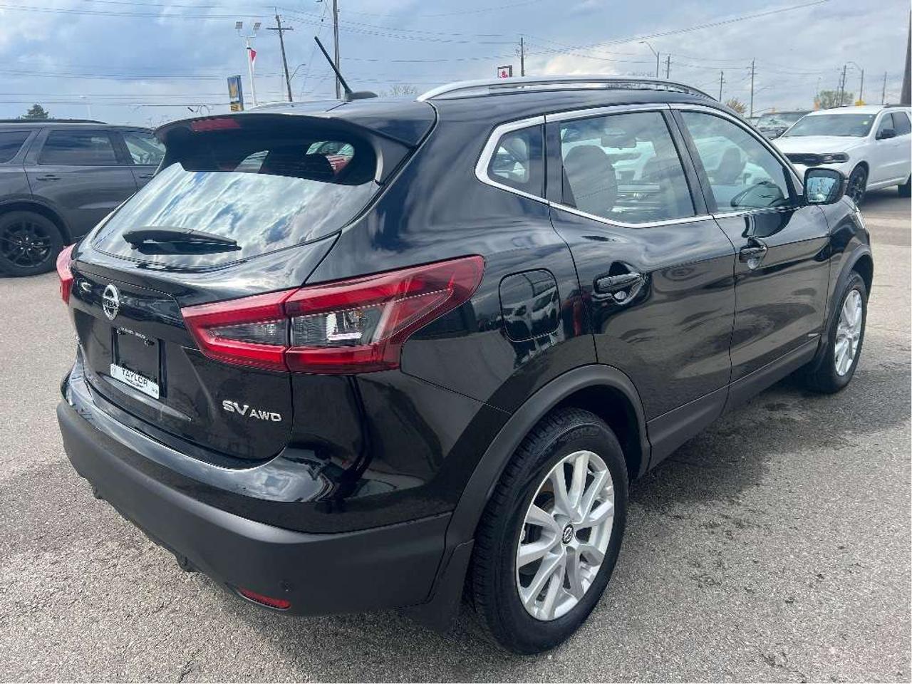 2023 Nissan Qashqai AWD SV *SUNROOF *SAFETY SHIELD *HEATED WHEEL Photo