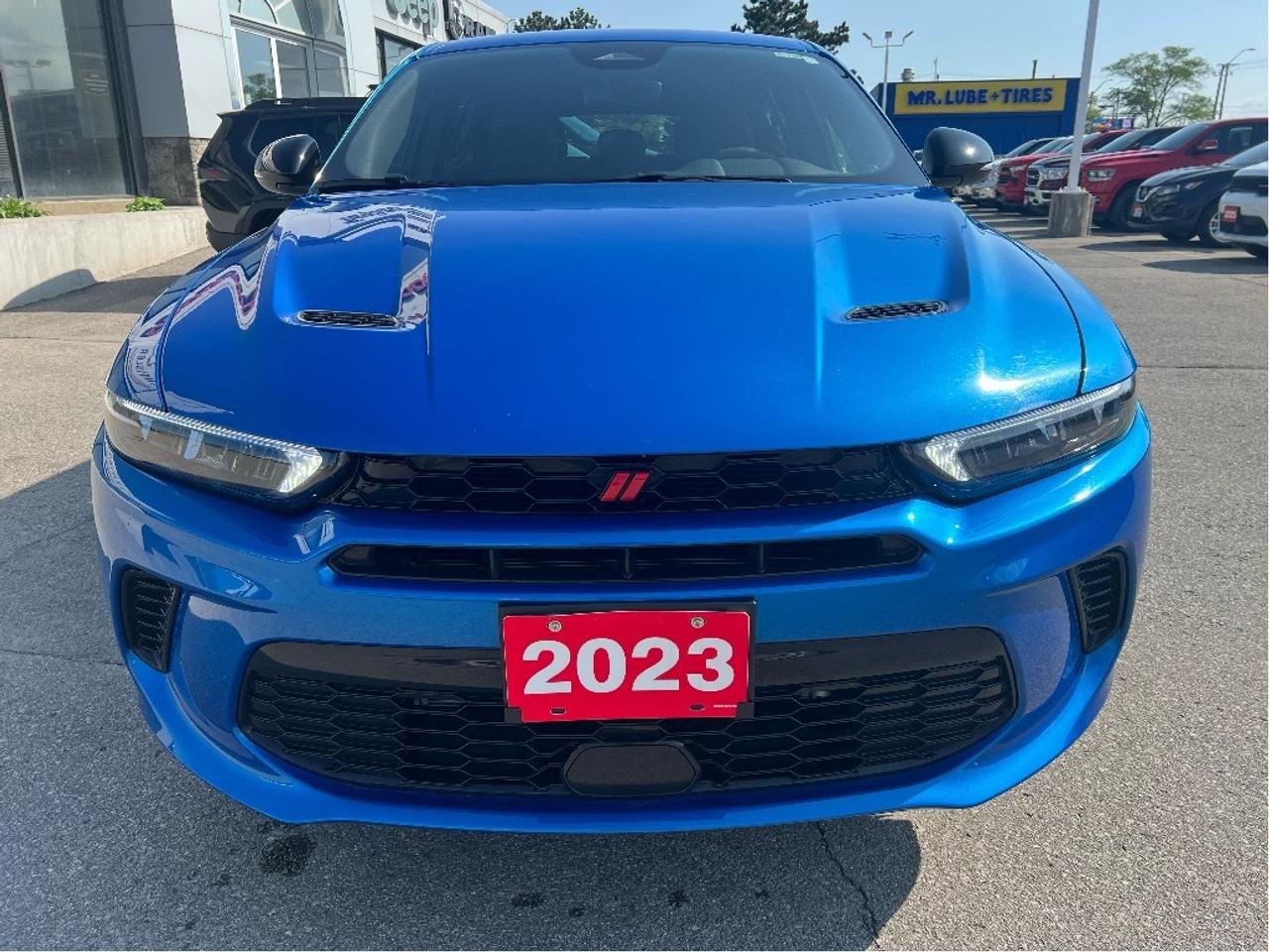 2023 Dodge Hornet GT BLACKTOP AWD *CLEAN CARFAX *ULTRA LOW KMS Photo