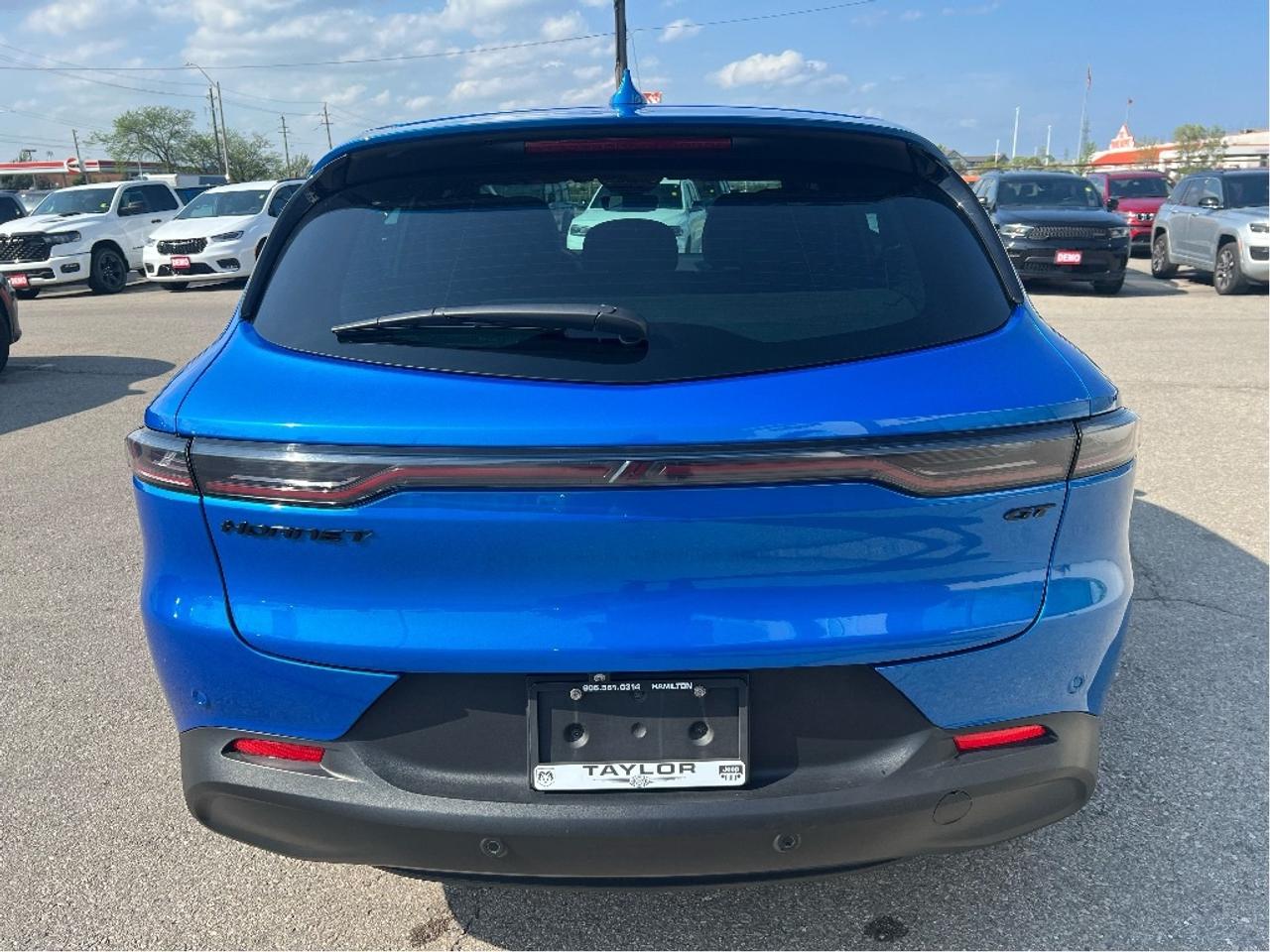 2023 Dodge Hornet GT BLACKTOP AWD *CLEAN CARFAX *ULTRA LOW KMS Photo
