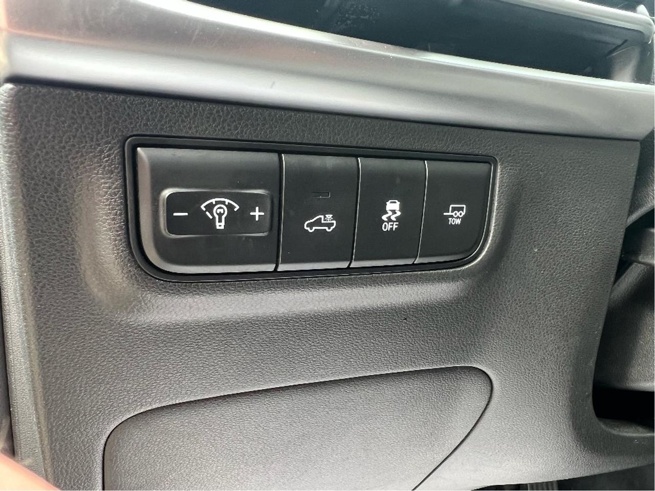 2025 Hyundai Santa Cruz Preferred AWD 2.5T *HEATED SEATS *REMOTE START Photo