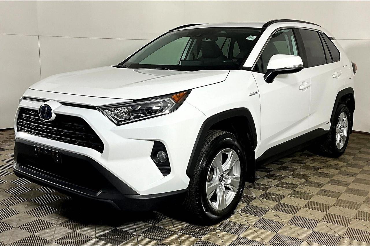 2021 Toyota RAV4 Hybrid XLE AWD Photo