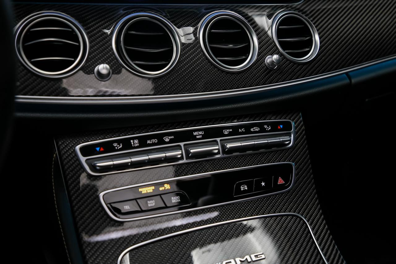 2021 Mercedes-Benz E-Class E 63S AMG 4MATIC+ SEDAN NOACCIDNT CARBONINT LOADED Photo