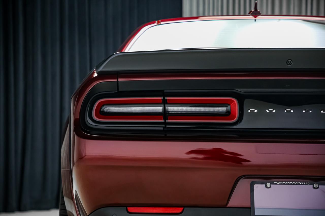 2023 Dodge Challenger R/T SCAT PACK 392 WIDEBODY MANUAL 1OWNER RARECOMBO Photo
