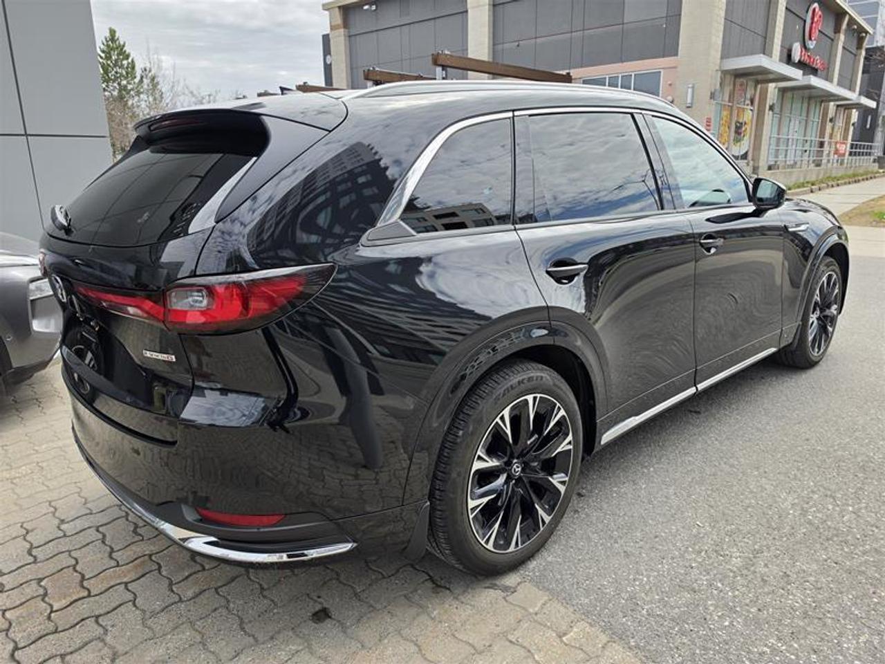 2024 Mazda CX-90 MHEV Signature AWD Mild Hybrid Premium Nappa Leather Photo