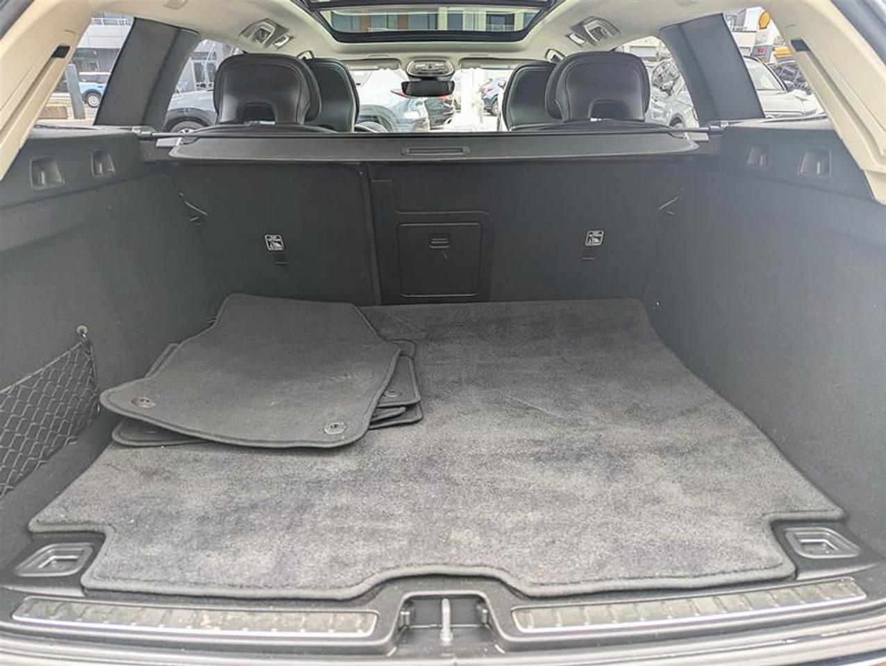 2023 Volvo V60 B6 Ultimate   Wagon   Nappa   AWD   Clean Photo