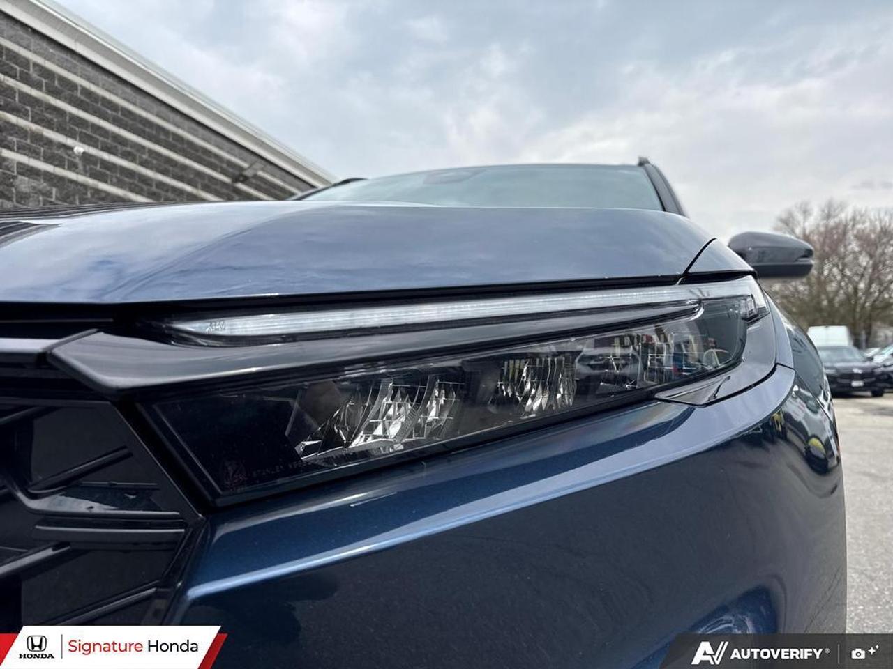 2024 Honda CR-V Hybrid Touring Photo