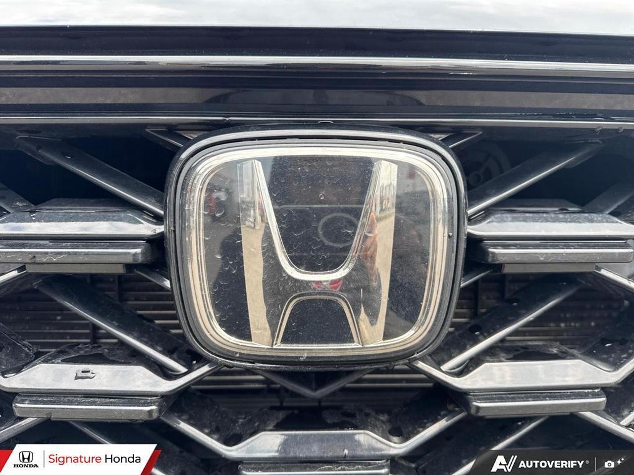 2024 Honda CR-V Hybrid Touring Photo