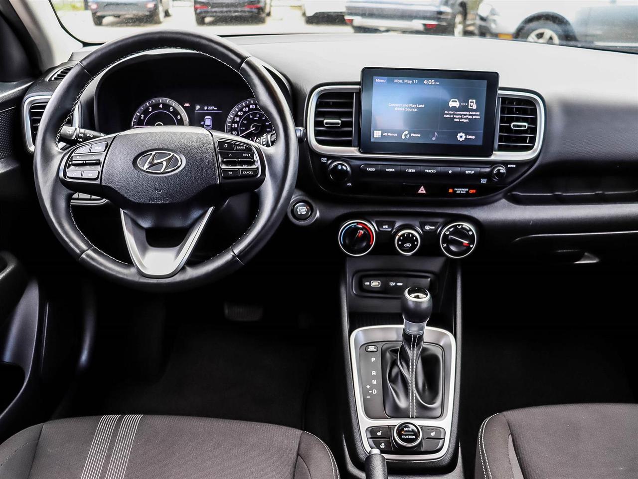 2022 Hyundai Venue PREFERRED Photo