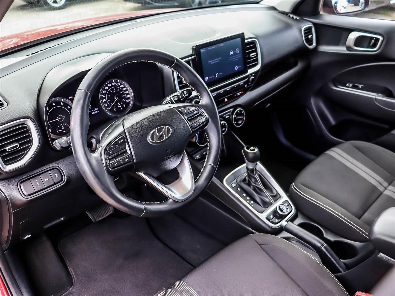 2022 Hyundai Venue PREFERRED Photo