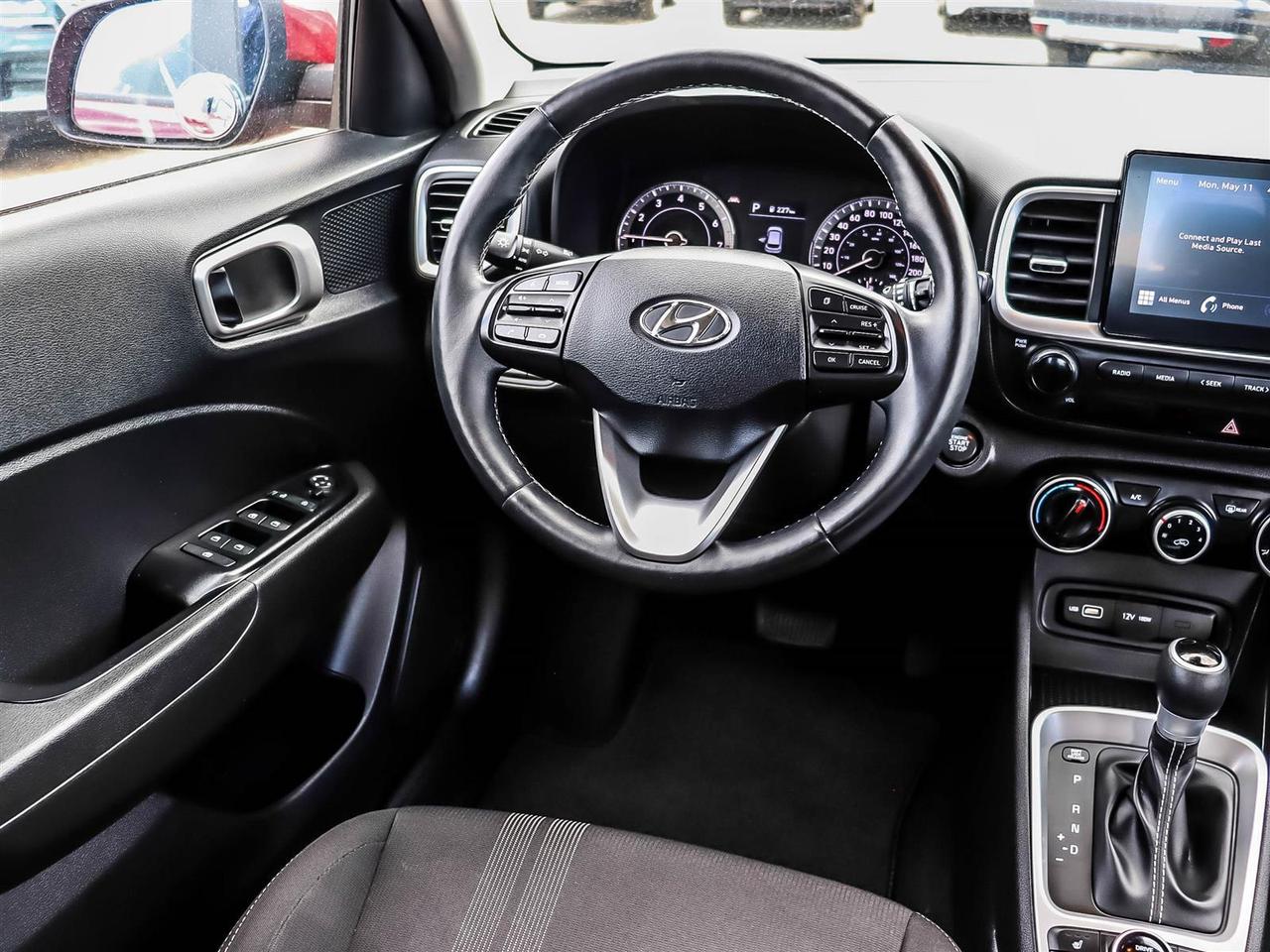 2022 Hyundai Venue PREFERRED Photo