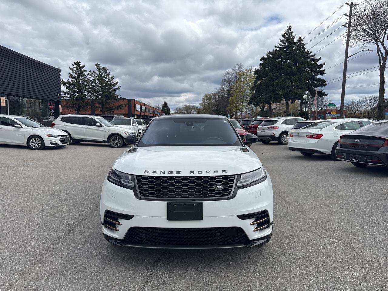 2018 Land Rover Range Rover Velar P380 R-Dynamic HSE Photo