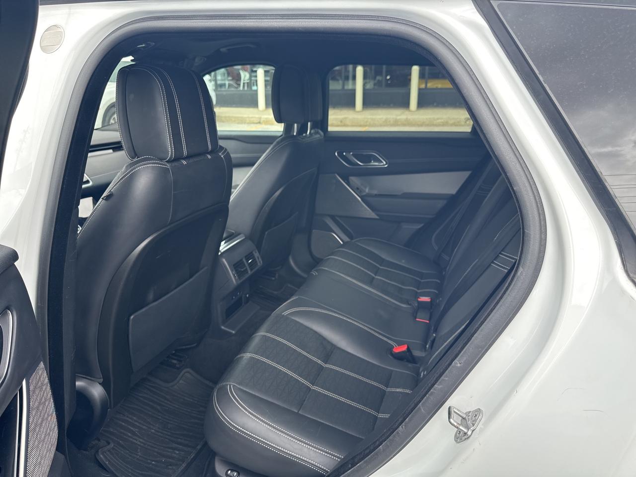 2018 Land Rover Range Rover Velar P380 R-Dynamic HSE Photo