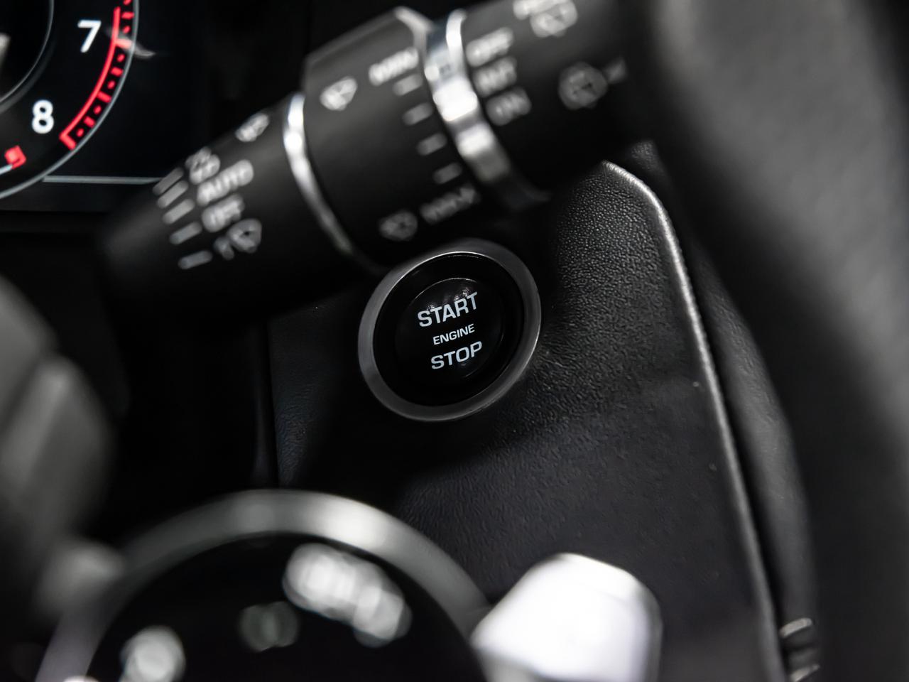 2018 Land Rover Range Rover Velar P380 R-DYNAMIC HSE COLLISION AVOIDANCE BLIND SPOTS Photo