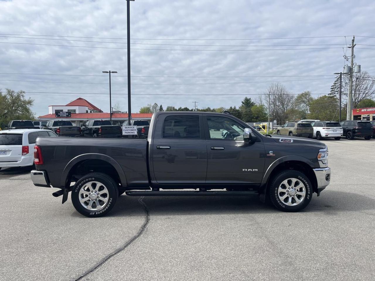 2019 RAM 3500 Laramie 4x4 Crew Cab 6'4 Box Photo
