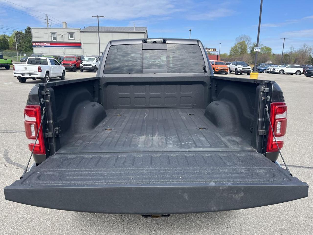 2019 RAM 3500 Laramie 4x4 Crew Cab 6'4 Box Photo