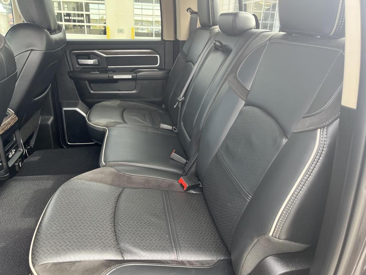 2019 RAM 3500 Laramie 4x4 Crew Cab 6'4 Box Photo