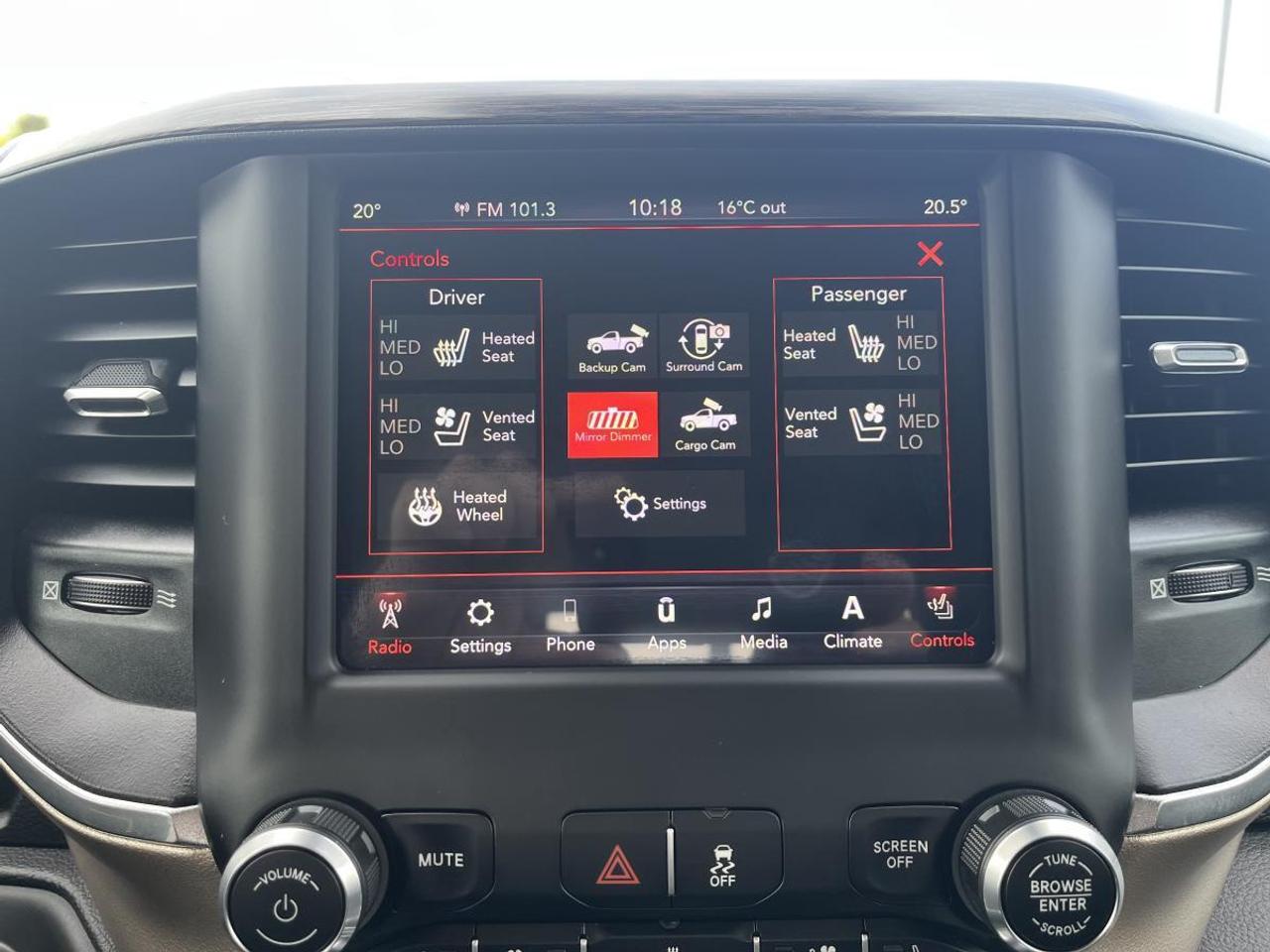 2019 RAM 3500 Laramie 4x4 Crew Cab 6'4 Box Photo