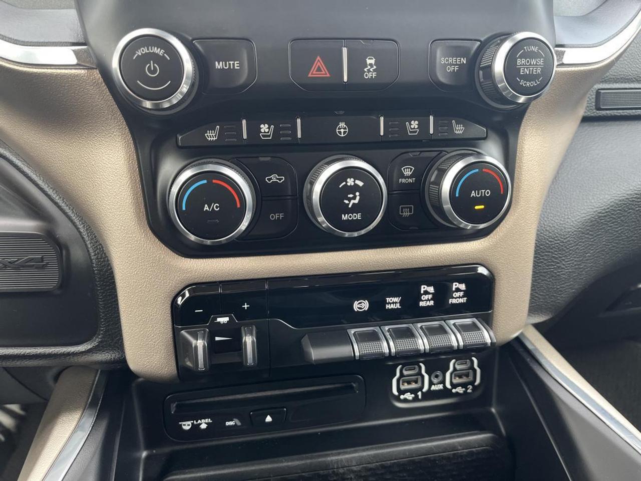 2019 RAM 3500 Laramie 4x4 Crew Cab 6'4 Box Photo