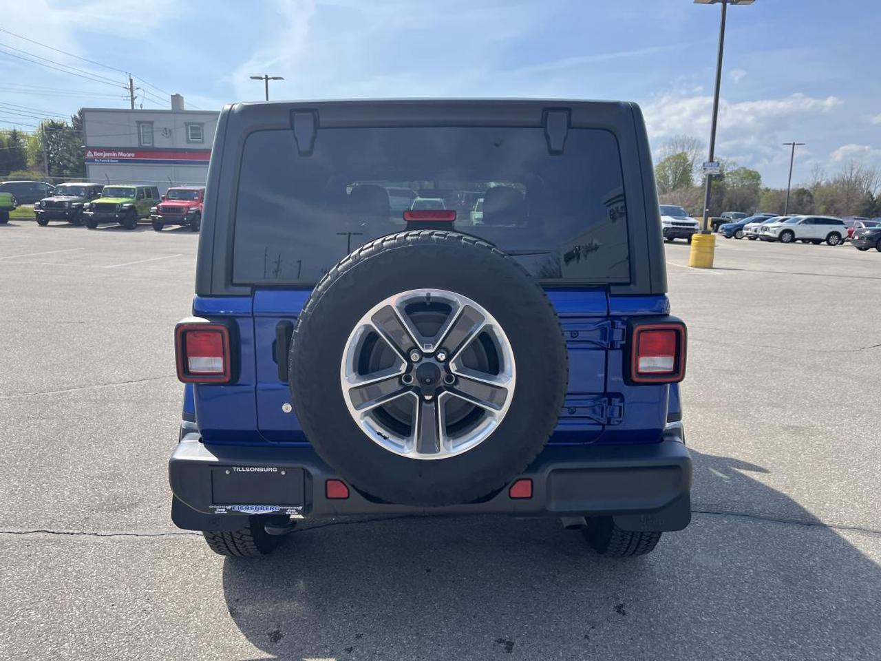 2019 Jeep Wrangler SAHARA 4X4 Photo