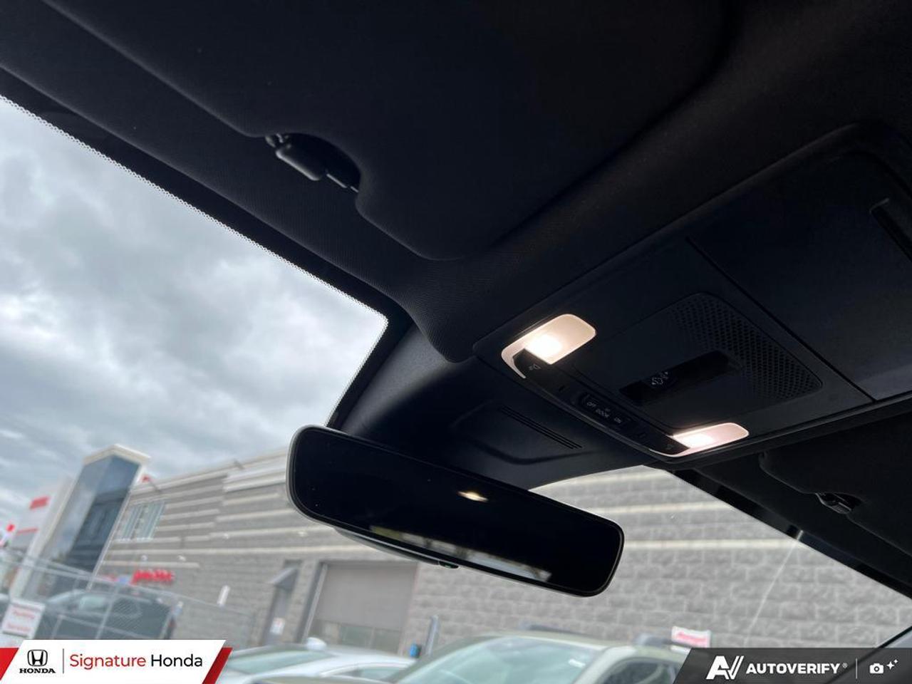 2025 Honda CR-V Hybrid Touring Photo