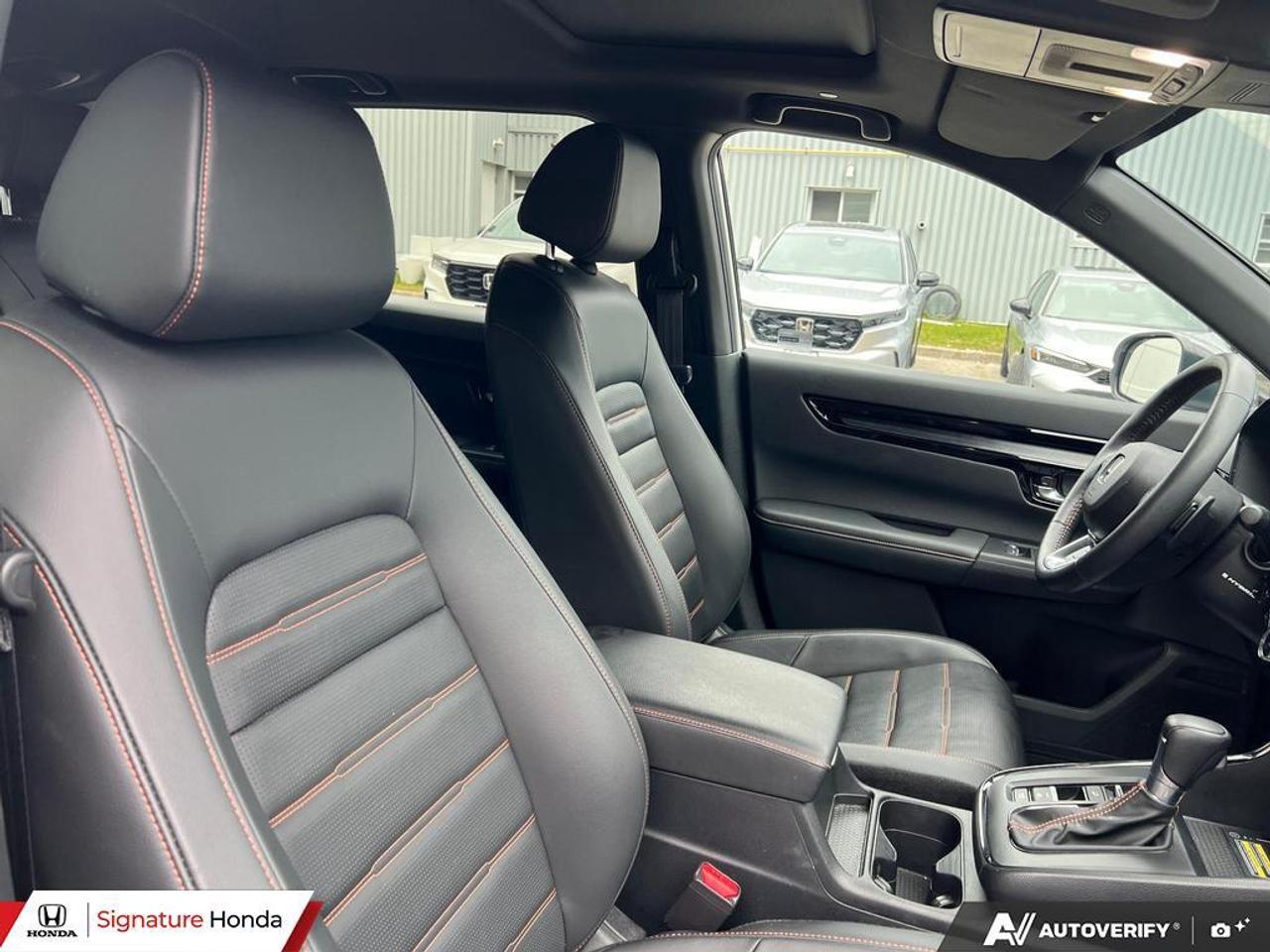 2025 Honda CR-V Hybrid Touring Photo