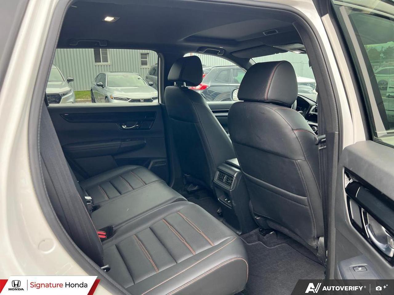 2025 Honda CR-V Hybrid Touring Photo