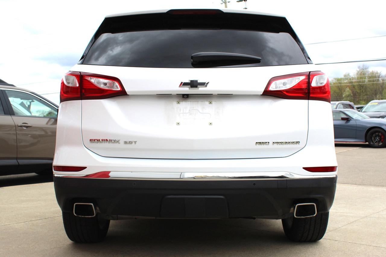 2020 Chevrolet Equinox WOW look at those kilo 16,000, 1-owner, AWD 4dr Pr Photo