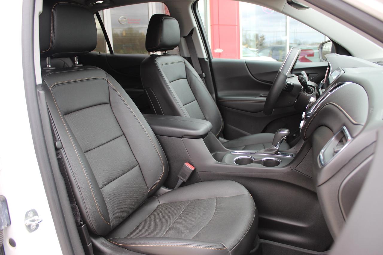 2020 Chevrolet Equinox WOW look at those kilo 16,000, 1-owner, AWD 4dr Pr Photo