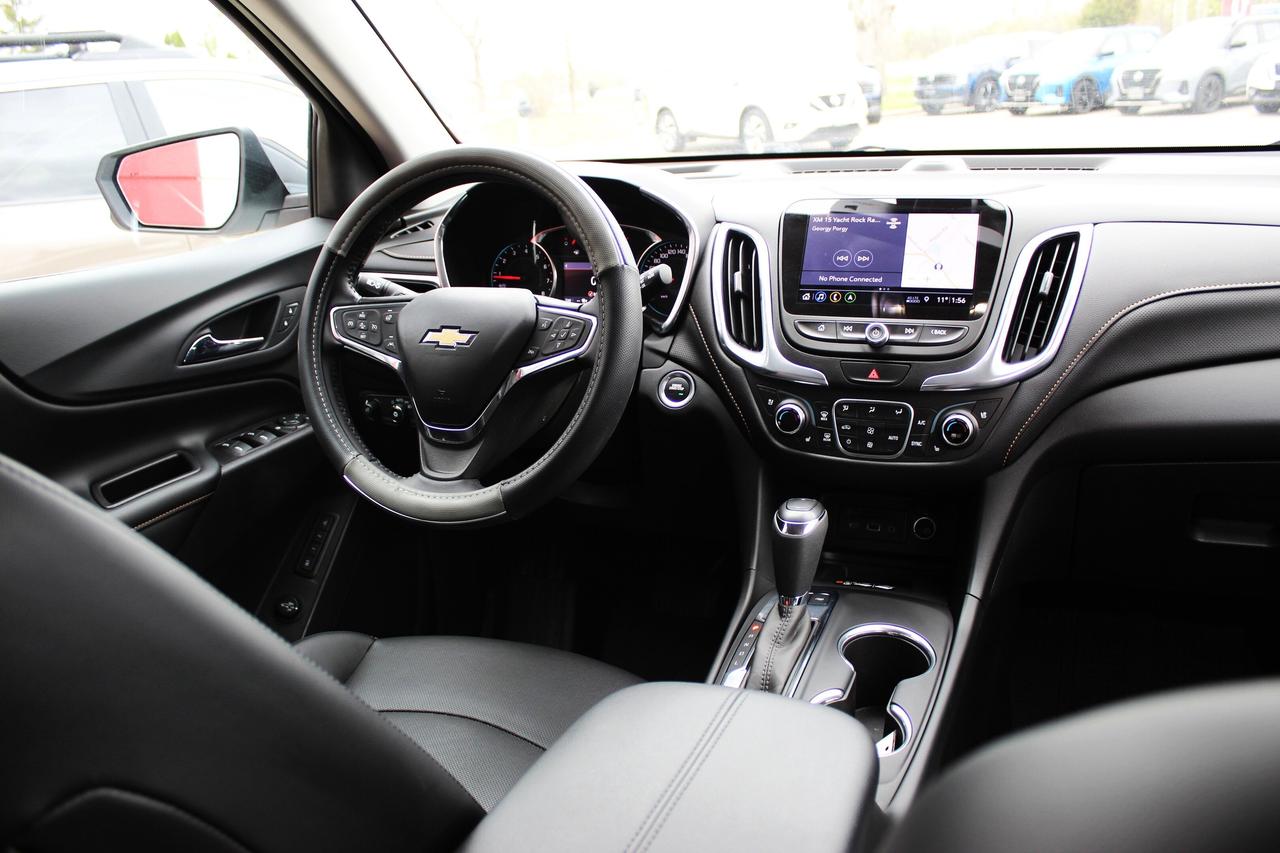 2020 Chevrolet Equinox WOW look at those kilo 16,000, 1-owner, AWD 4dr Pr Photo