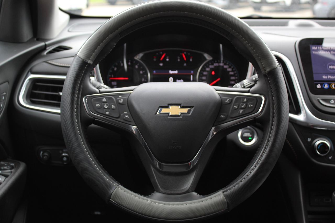 2020 Chevrolet Equinox WOW look at those kilo 16,000, 1-owner, AWD 4dr Pr Photo