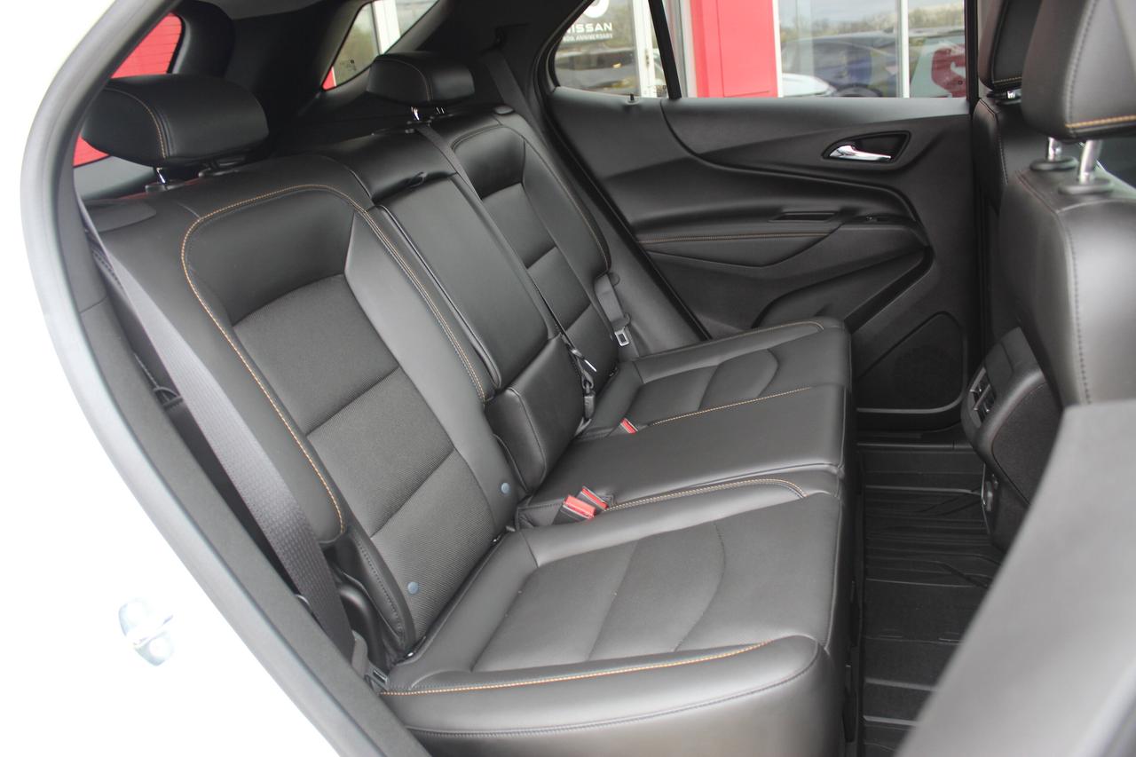 2020 Chevrolet Equinox WOW look at those kilo 16,000, 1-owner, AWD 4dr Pr Photo