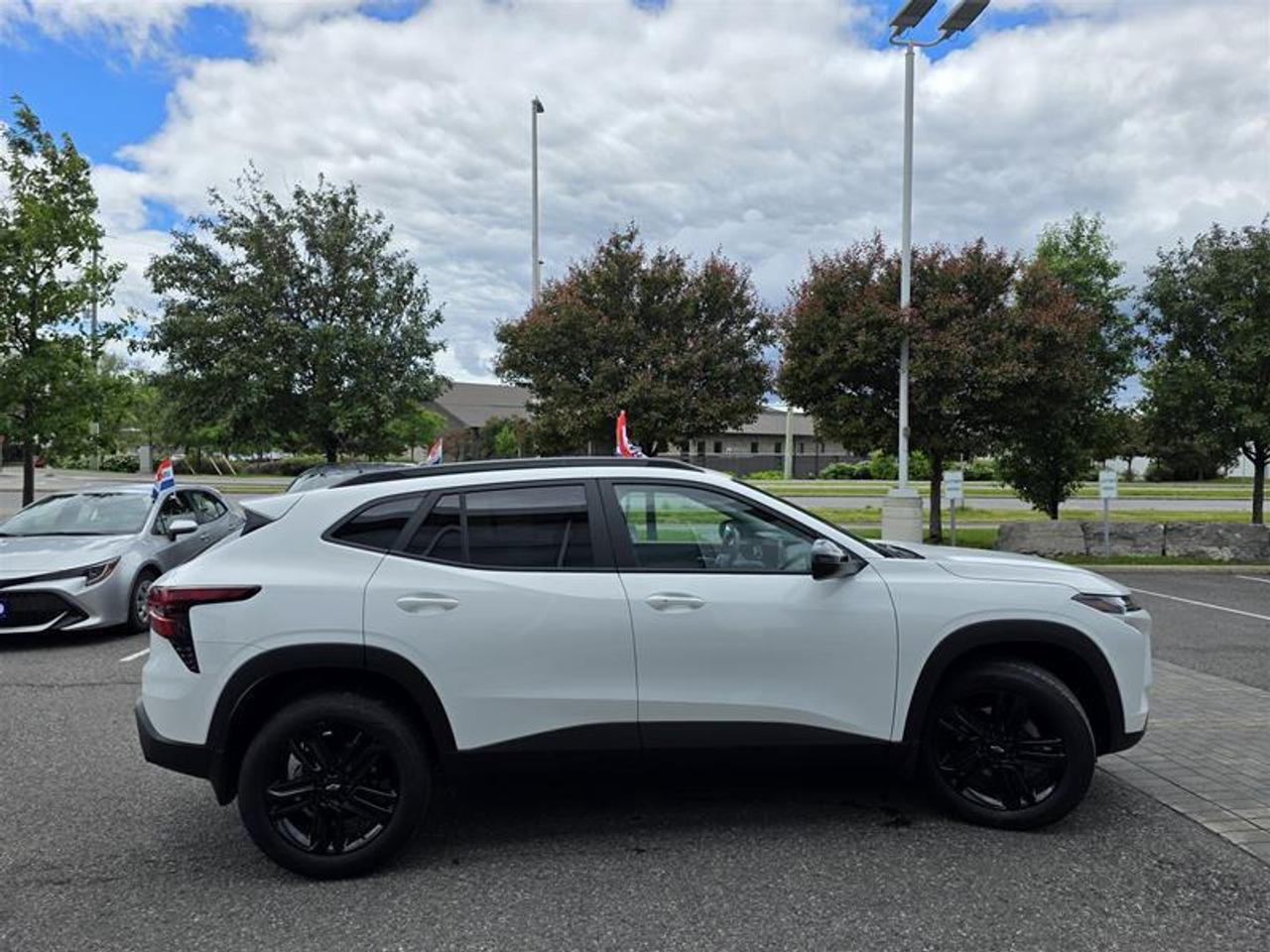 2025 Chevrolet Trax FWD 4dr ACTIV Photo