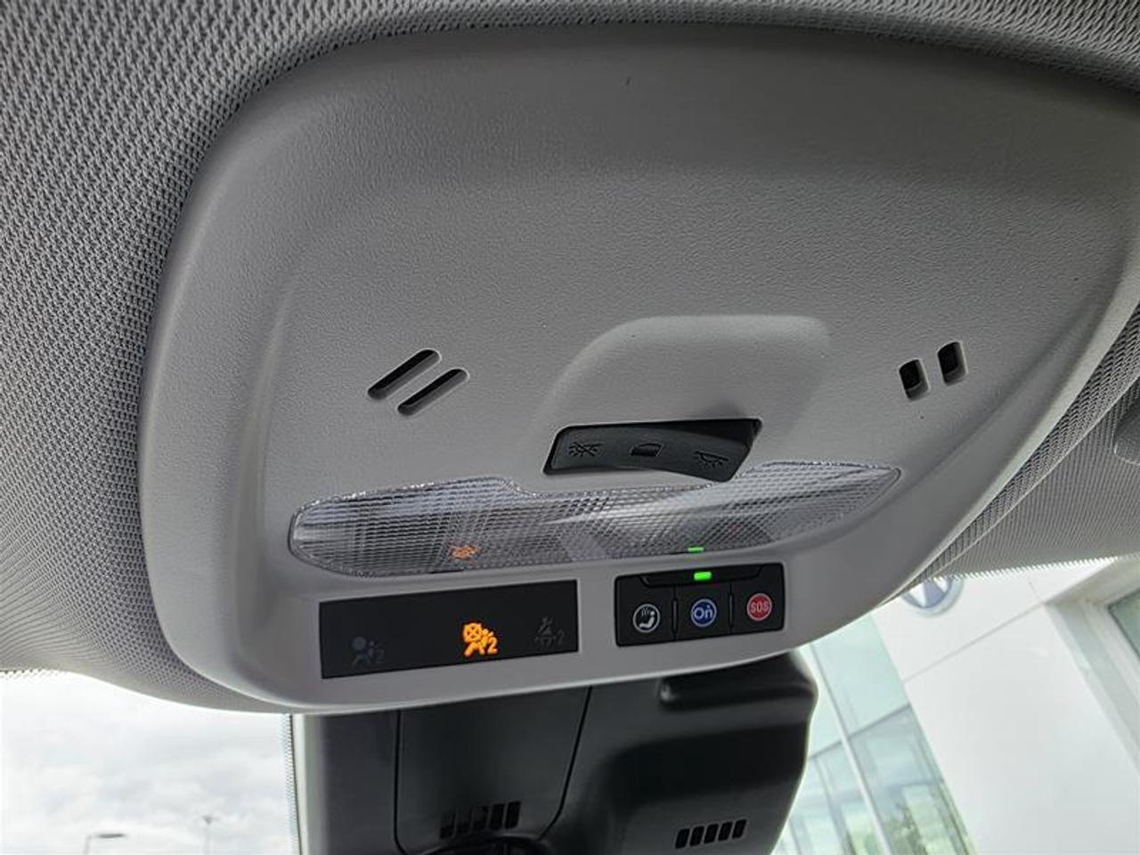 2025 Chevrolet Trax FWD 4dr ACTIV Photo