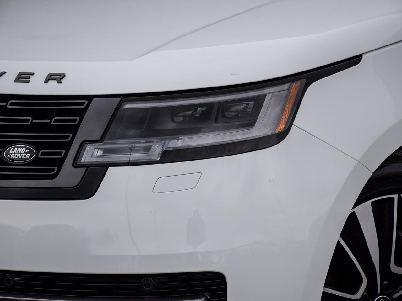 2023 Land Rover Range Rover P400 SE SWB Photo