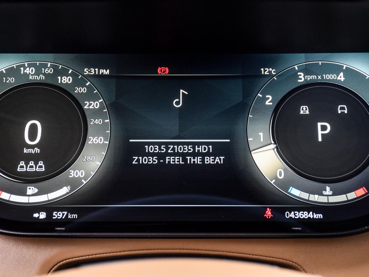 2023 Land Rover Range Rover P400 SE SWB Photo