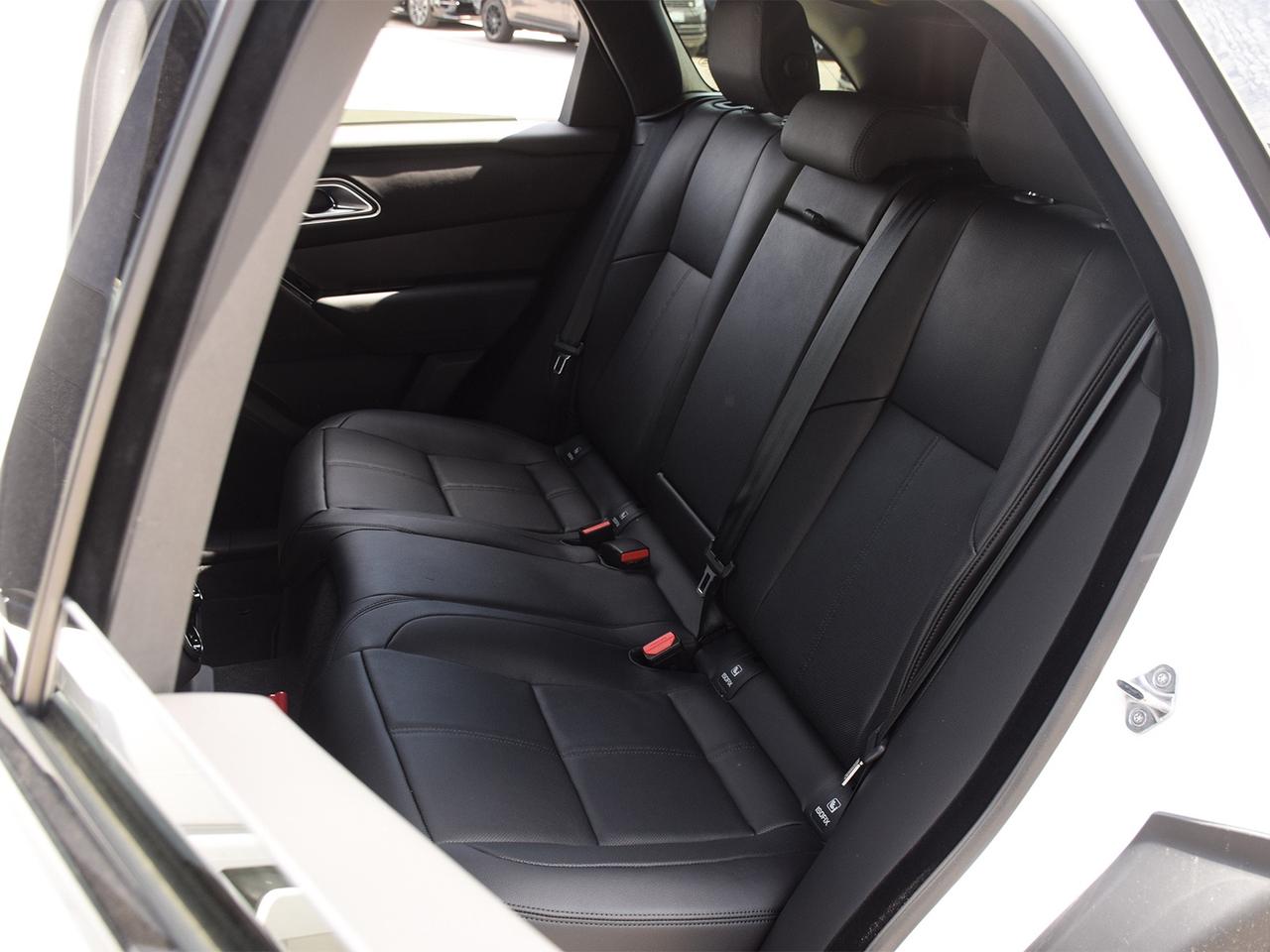 2026 Land Rover Range Rover Velar P250 Dynamic SE -Ltd Avail- PRICED TO MOVE. Photo