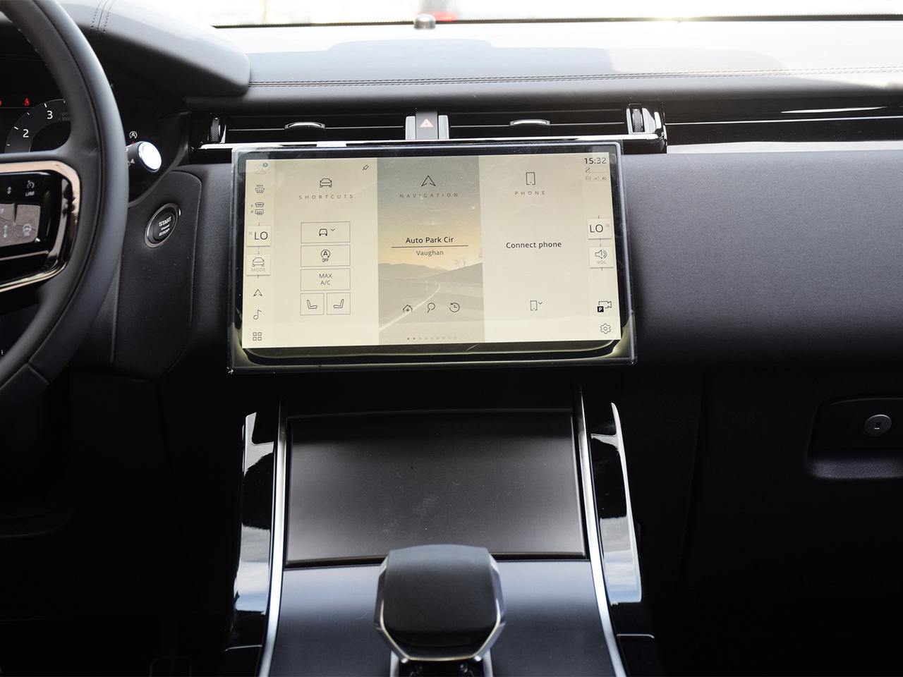 2026 Land Rover Range Rover Velar P250 Dynamic SE -Ltd Avail- PRICED TO MOVE. Photo