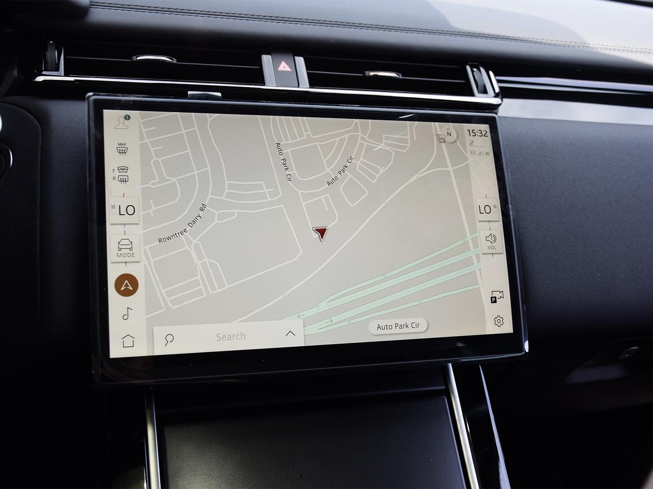 2026 Land Rover Range Rover Velar P250 Dynamic SE -Ltd Avail- PRICED TO MOVE. Photo