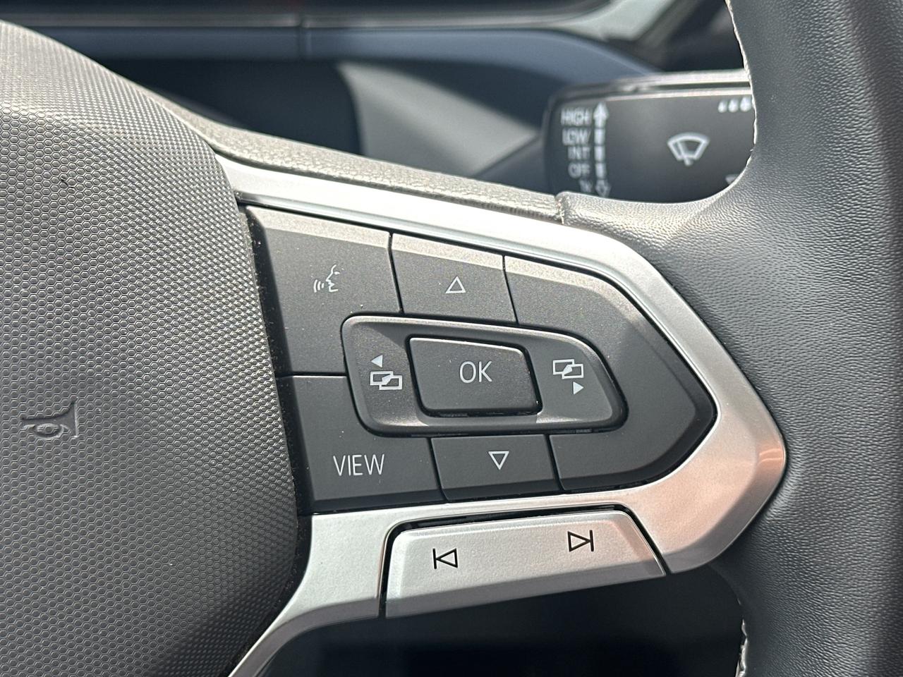 2022 Volkswagen Taos Comfortline 4Motion Photo