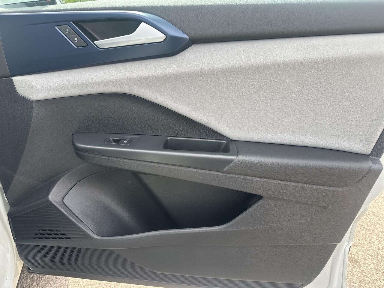 2022 Volkswagen Taos Comfortline 4Motion Photo