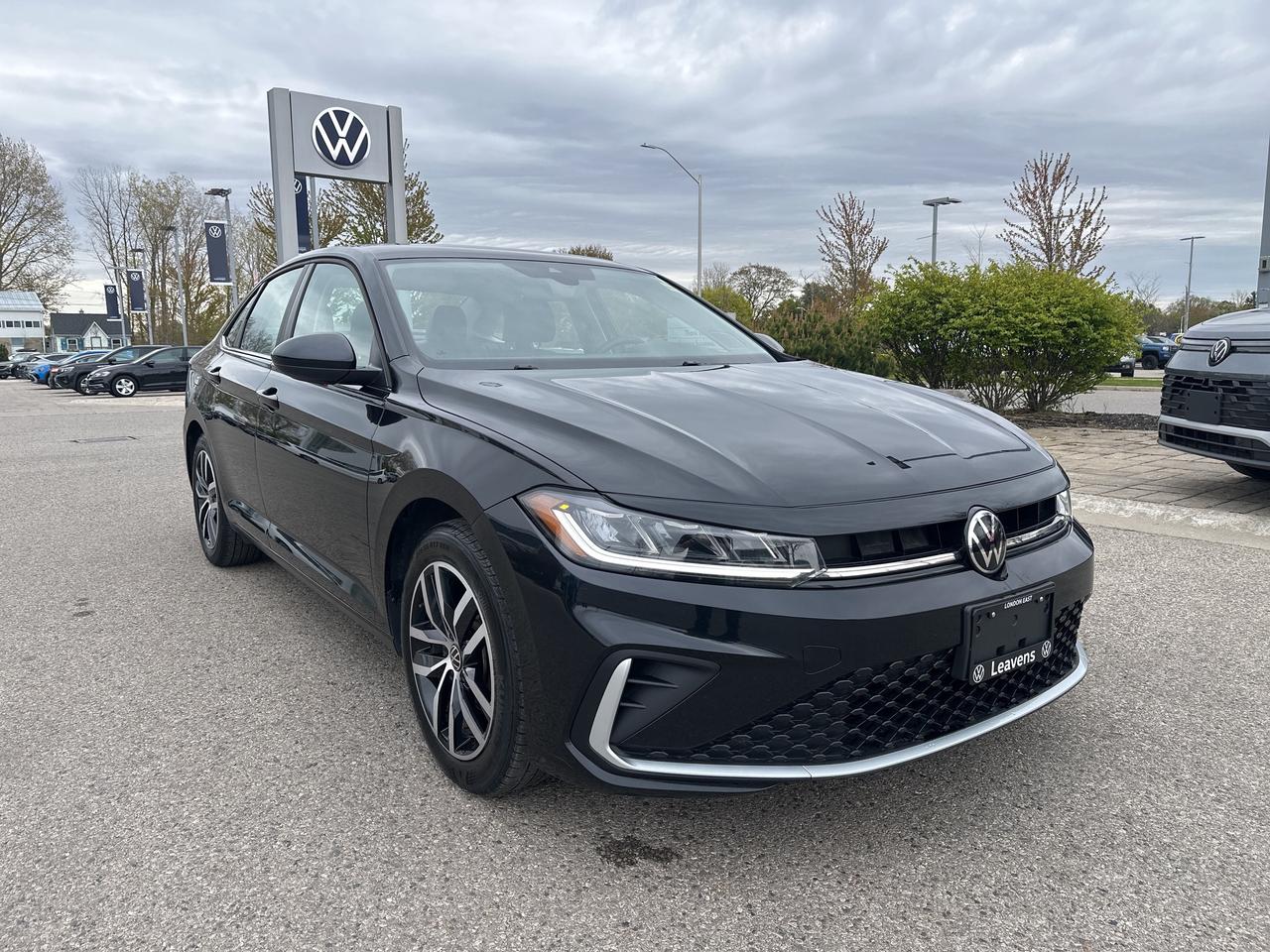 2025 Volkswagen Jetta Comfortline AUTO Photo3