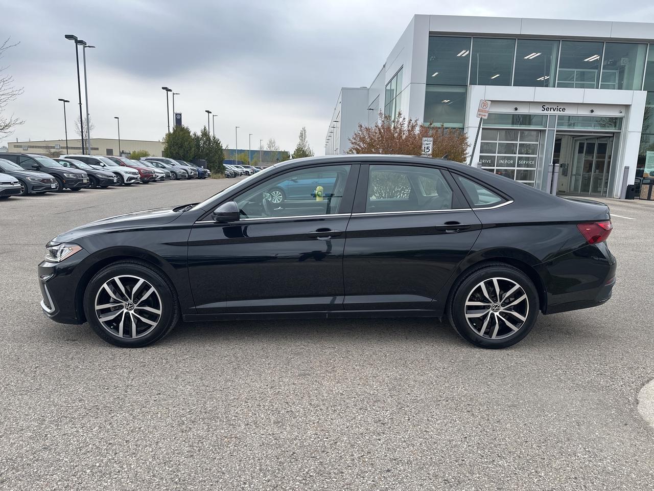 2025 Volkswagen Jetta Comfortline AUTO Photo